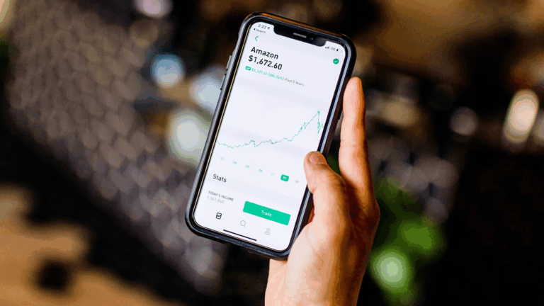 سر النجاح في البورصة يبدأ بفهم الفرق بين التحليل الأساسي والتحليل الفني في 2025 الفرق بين التحليل الأساسي والتحليل الفني كيف تحلل سهم في البورصة خطوة بخطوة أفضل مؤشرات فنية لتحليل الأسهم متى أستخدم التحليل الأساسي ومتى التحليل الفني؟ ما هي القيمة الجوهرية للسهم وكيف يتم حسابها؟ كيفية استخدام الدعم والمقاومة في التحليل الفني هل التحليل الأساسي أفضل من التحليل الفني للاستثمار طويل الأجل؟